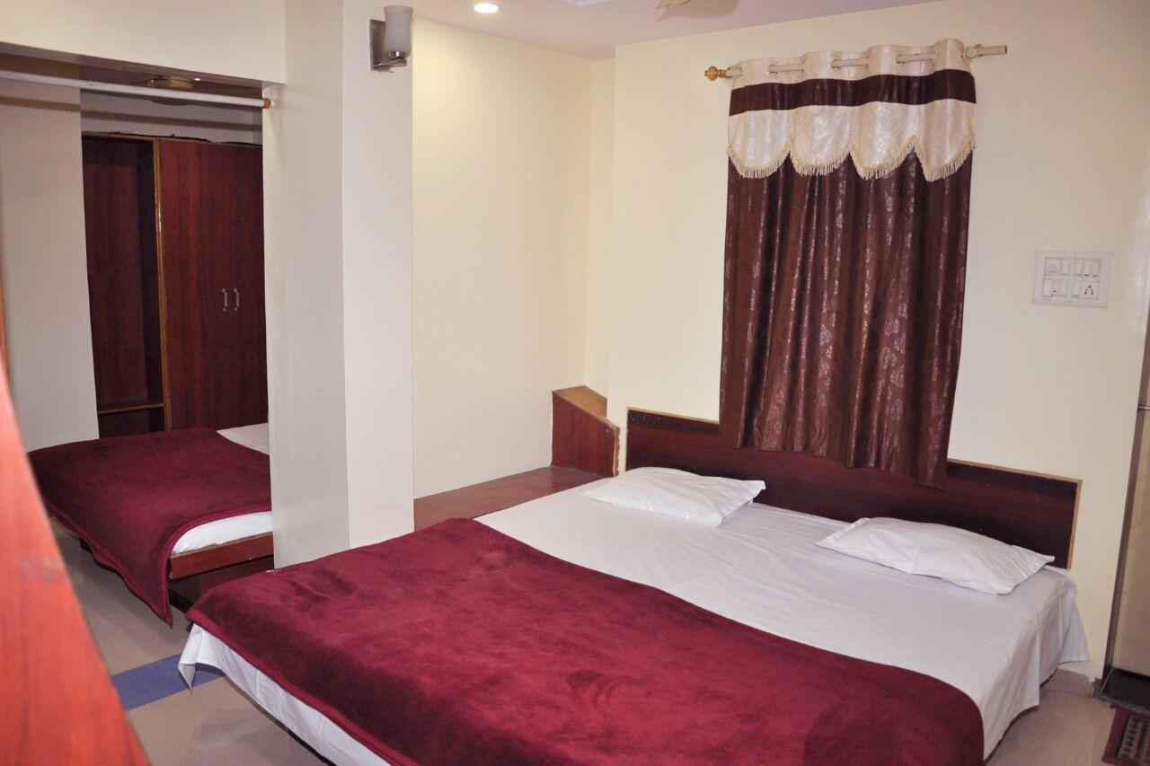 אאורנגבד Hotel Sagar Lodging מראה חיצוני תמונה